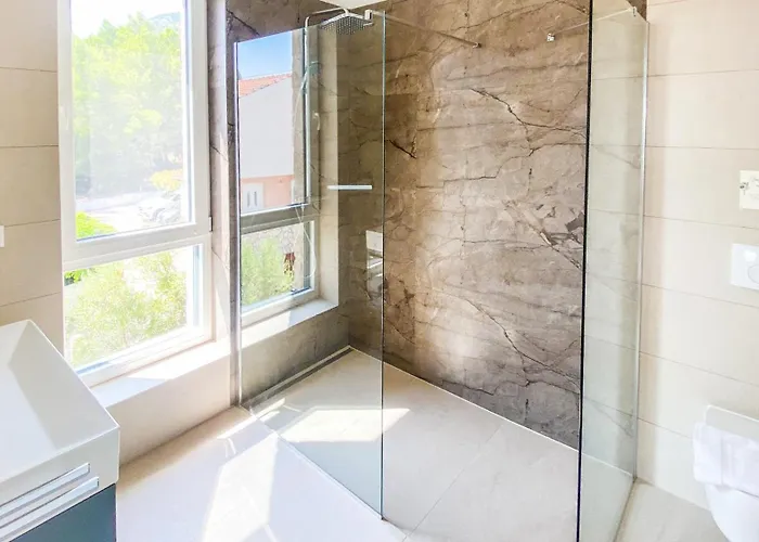 Nautilus-bay - Vierzimmer Penthouse 430 شقة زافالا